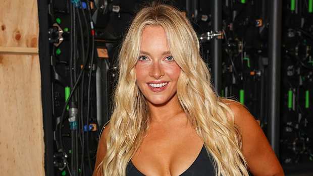 camille kostek morning routine